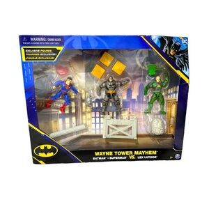 DC Comics Batman & Superman VS Lex Luther Wayne Tower Mayhem Set Armored NEW
